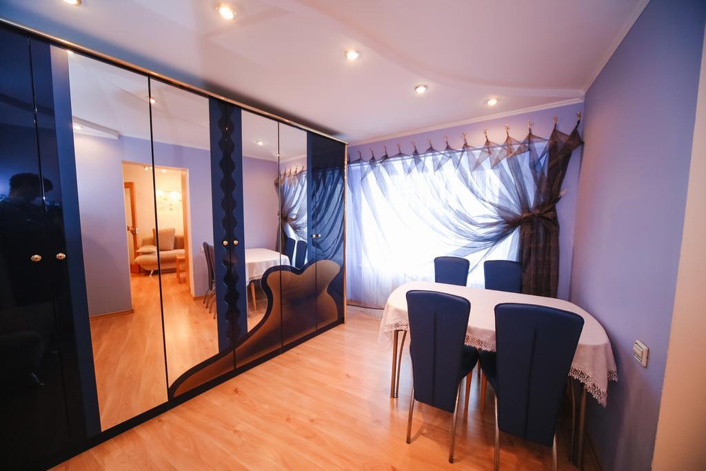 Sary Arka Hotel Pavlodar Exterior foto
