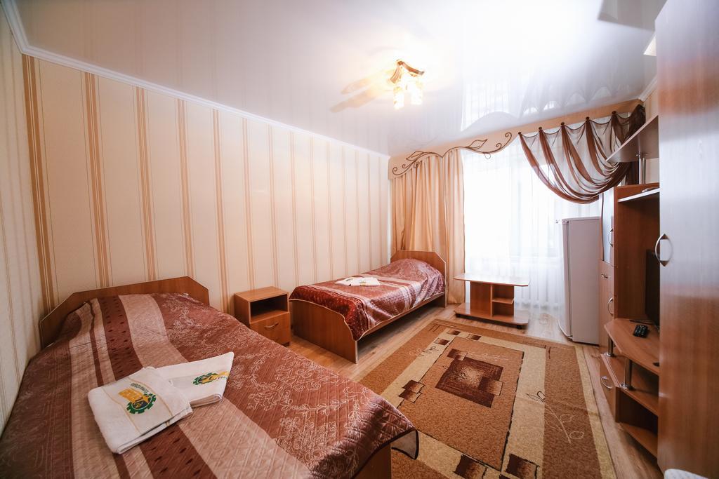 Sary Arka Hotel Pavlodar Exterior foto